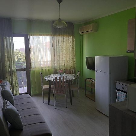 וארנה Guest House By The Captain מראה חיצוני תמונה