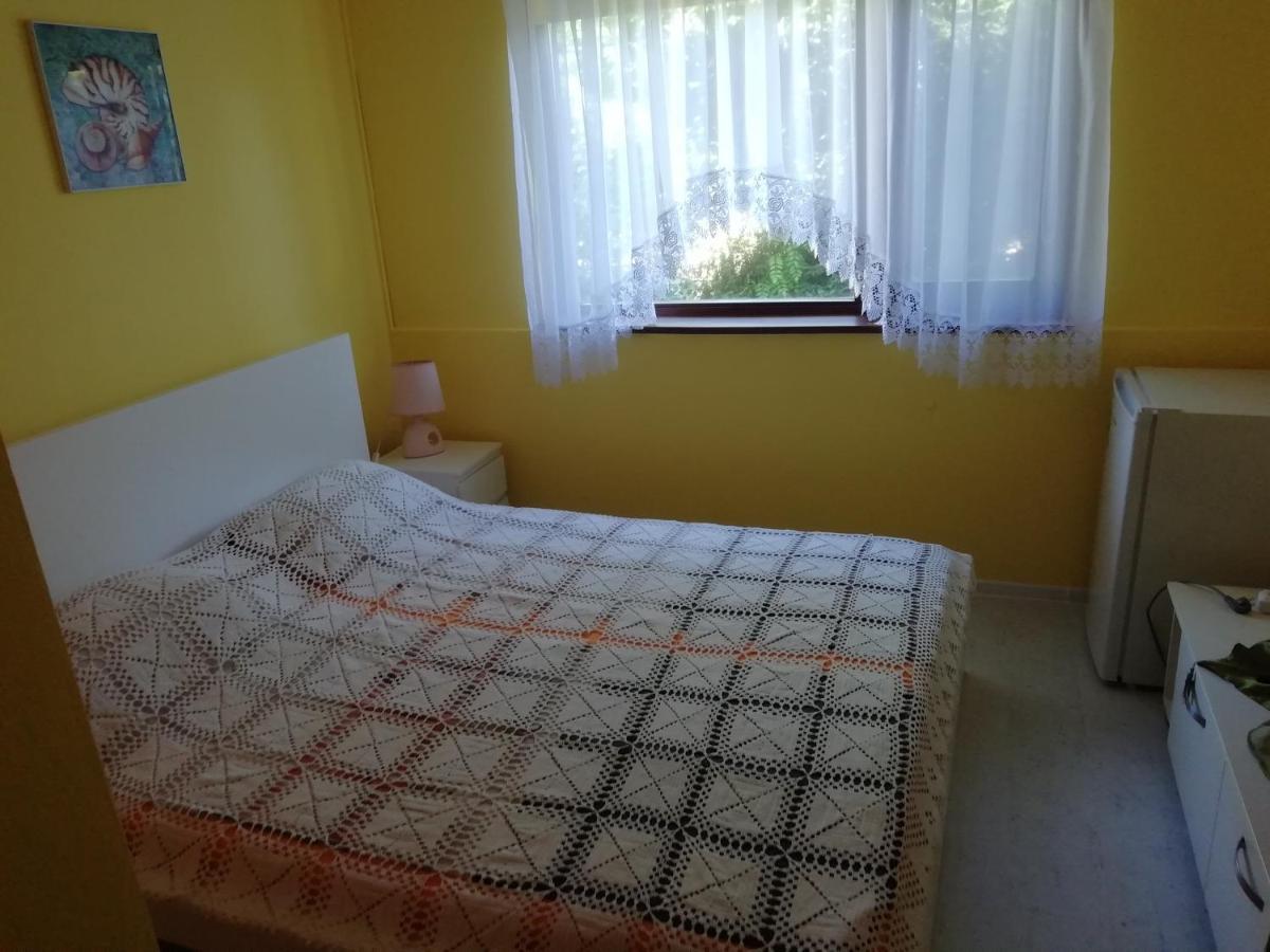 וארנה Guest House By The Captain מראה חיצוני תמונה