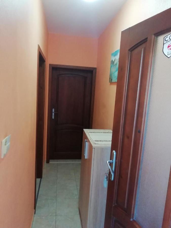וארנה Guest House By The Captain מראה חיצוני תמונה