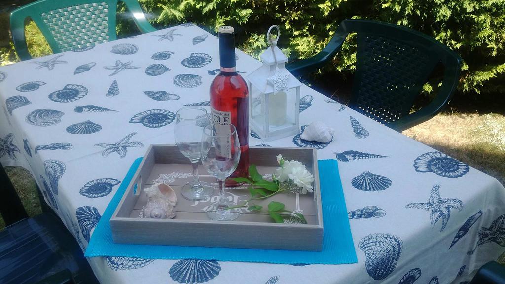 וארנה Guest House By The Captain מראה חיצוני תמונה