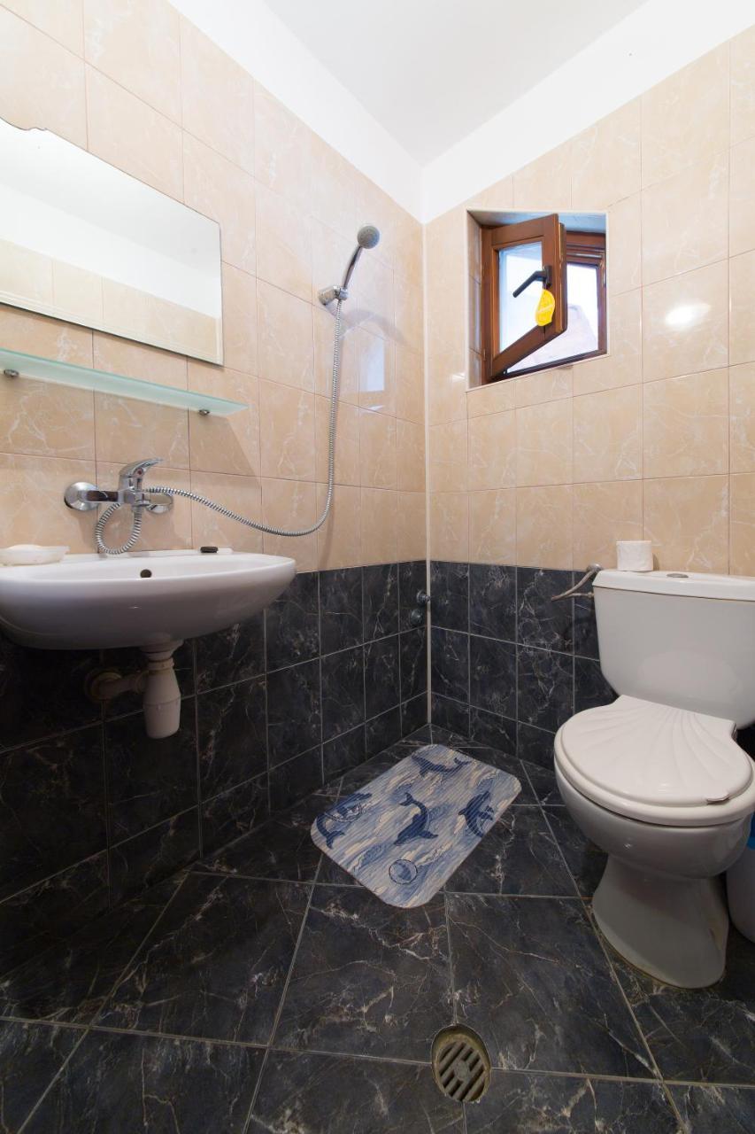 וארנה Guest House By The Captain מראה חיצוני תמונה