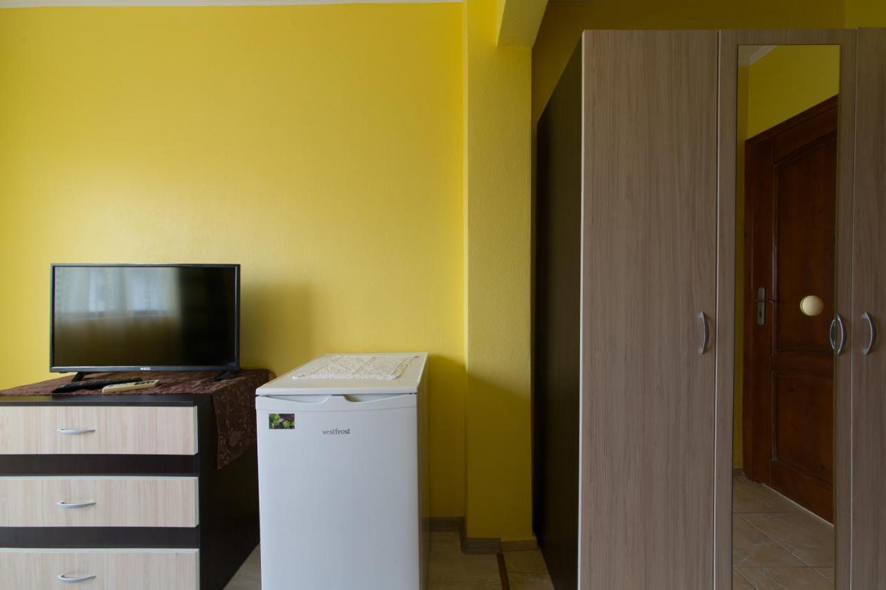 וארנה Guest House By The Captain מראה חיצוני תמונה